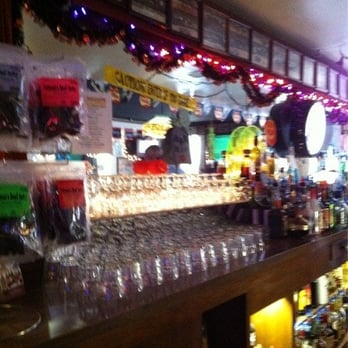 Win Place & Show - Bars Near Me - Ruidoso, New Mexico
