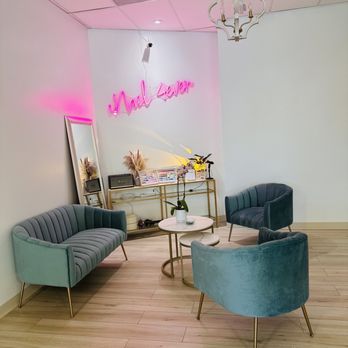 iNail Studio - Nail Salons Near Me - Denver, Colorado