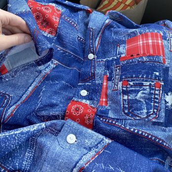 Moon Zooom - A super cool 70s button up! - Used, Vintage & Consignment Near Me - San Jose, California Moon Zooom - A super cool 70s button up! - Used, Vintage & Consignment Near Me - San Jose, California
