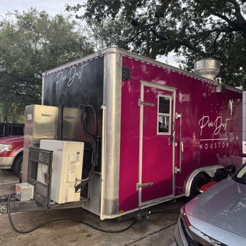 Pixi Dust - That's a beauty in the parking lot - Food Trucks Near Me - Houston, Texas Pixi Dust - That's a beauty in the parking lot - Food Trucks Near Me - Houston, Texas