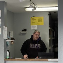 Derek'S Auto Detail And Hand Car Wash: Shine Guaranteed