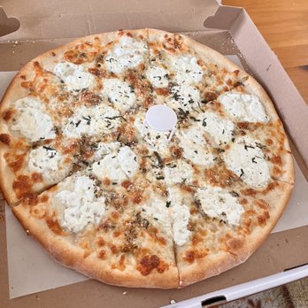 Rrapi’s Pizza - 3 Cheese Pizza - Pizza Near Me - Harriman, New York Rrapi’s Pizza - 3 Cheese Pizza - Pizza Near Me - Harriman, New York