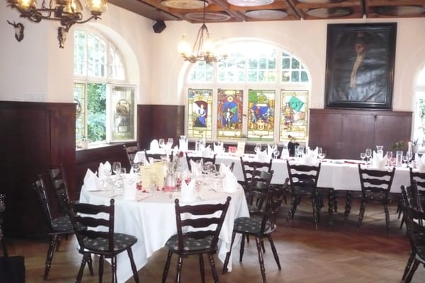 S’Kastanie - Das Restaurant im historischen Schützenhaus - Heidelberg by null