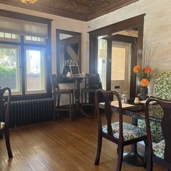 Hom Restaurant - Entrance