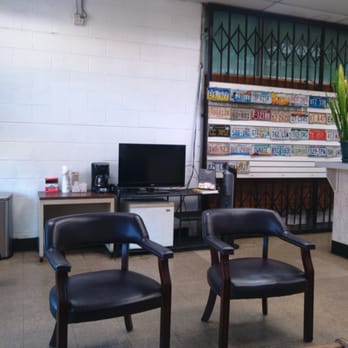 Hana Auto Service - Waiting area - Auto Repair Near Me - Los Angeles, California