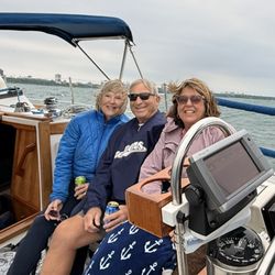 Sea Dog Sailing - Enjoying the sail!