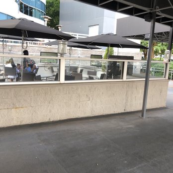 Dantanna's - Patio - Sports Bars Near Me - Atlanta, Georgia