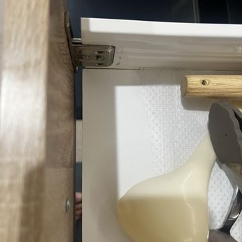 Elysium Reno - Drawer front separated from drawer. - Apartments Near Me - Reno, Nevada