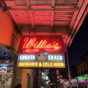 Willie's Chicken Shack - neon sign - Chicken Wings Near Me - New Orleans, Louisiana