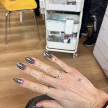 MOI Nails Studio - Nail Salons Near Me - Los Angeles, California