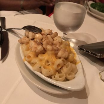 Ruth's Chris Steak House - Lobster Mac and cheese - Steakhouses Near Me - Cabo San Lucas, BCS
