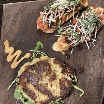 Nosh Wine Lounge - Crab Cake Bruschetta - Wine Bars Near Me - Omaha, Nebraska