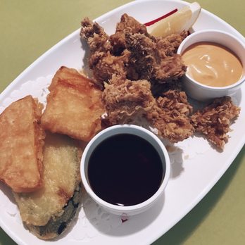 Su&Shi - Vegetable tempura & chicken karaage - Sushi Bars Near Me - Mississauga, Ontario