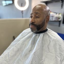 Kendrick’s Barbershop - Beard service