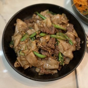 Dok Khao - Beef Pad Si Ew - Thai Near Me - Woodbridge, Virginia Dok Khao - Beef Pad Si Ew - Thai Near Me - Woodbridge, Virginia