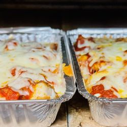 La Nuova Pizzeria - Pasta