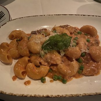 Craig's - rigatoni alla vodka - American Near Me - West Hollywood, California