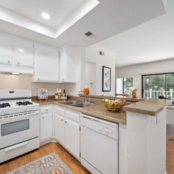 Wimbledon Glen Apartments - Apartments Near Me - Costa Mesa, California Wimbledon Glen Apartments - Apartments Near Me - Costa Mesa, California