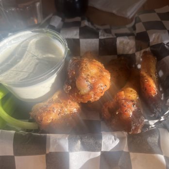 Overtime Brewing - Wings - Brewpubs Near Me - Fort Bragg, California Overtime Brewing - Wings - Brewpubs Near Me - Fort Bragg, California