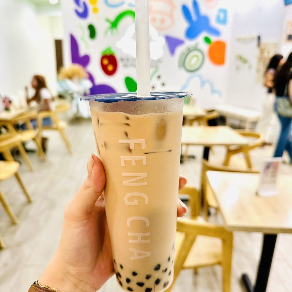 Feng Cha - Spring Branch - Black milk tea with boba - Bubble Tea Near Me - Houston, Texas