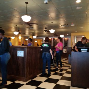 Metro Diner - Very Crowded - American Near Me - Charlotte, North Carolina Metro Diner - Very Crowded - American Near Me - Charlotte, North Carolina
