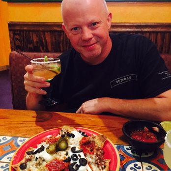 El Sombrero - Sloppy nachos and a margarita - Mexican Near Me - Southington, Connecticut