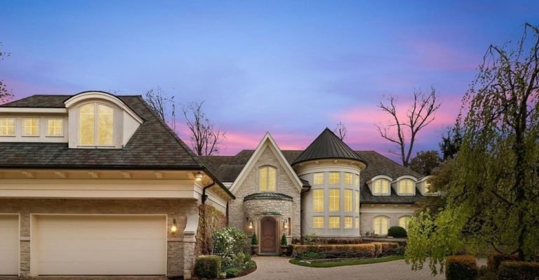 Slide of New Age Builder