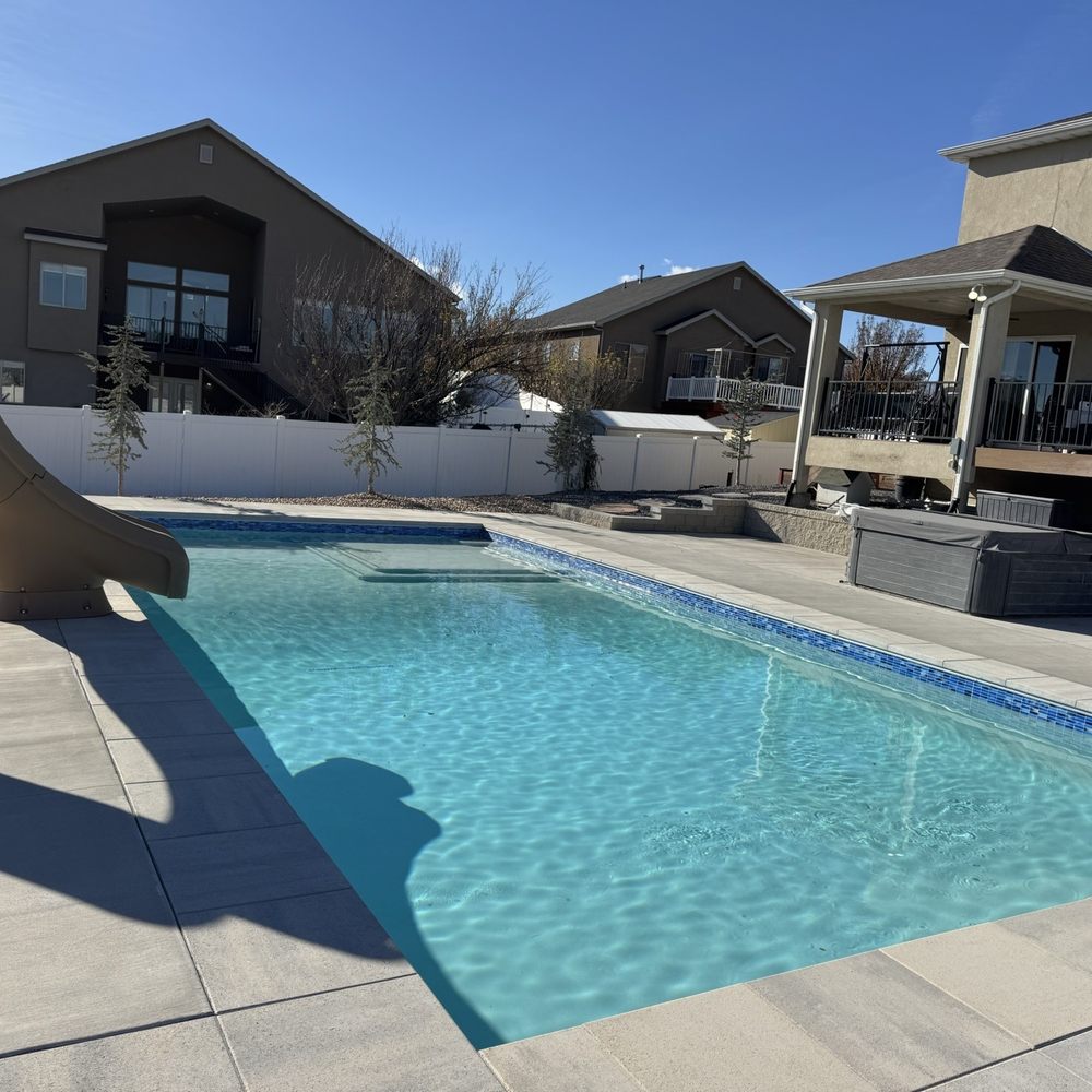 Huskie'z Landscaping - Our pool - Landscaping Near Me - Bluffdale, Utah Huskie'z Landscaping - Our pool - Landscaping Near Me - Bluffdale, Utah