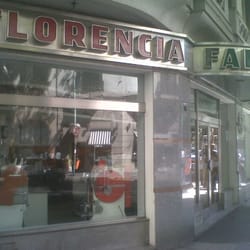 Fábrica de pastas Florencia - La esquina vidriada de Medrano.