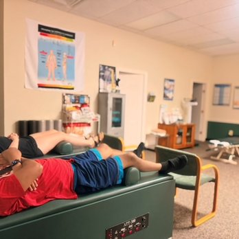 Back Into Motion Chiropractic - Chiropractors Near Me - Pearland, Texas