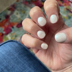 Happy Nails - Lots of lumps and ridges. Not even. Waste of money.