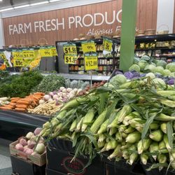 Giunta's Meat Farms - Produce