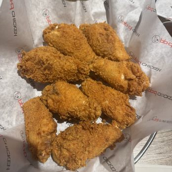 bb.q Chicken 132nd Center Omaha - Korean Near Me - Omaha, Nebraska