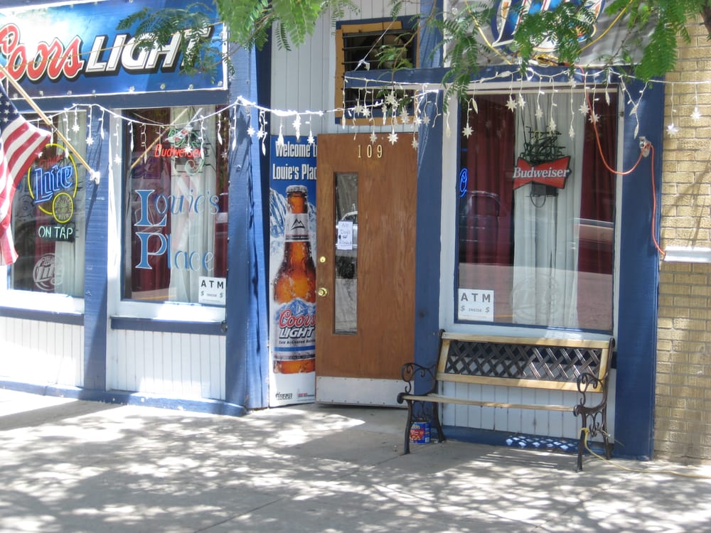 Louie's Place Logo
