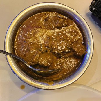 Deccan Spice - Edison - Rogan Josh: not sure why the restaurant named it Rogan josh. You are nowhere near to Rogan josh - Indian Near Me - Edison, New Jersey