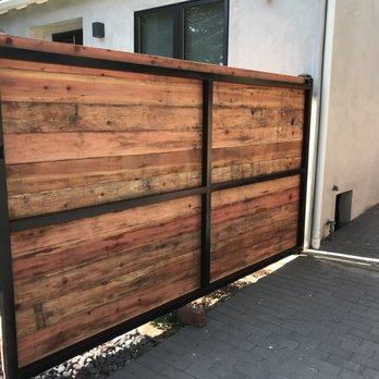Hogan Fence - Horizontal redwood gate on steel frame. (Photo of rear construction). - Fences & Gates Near Me - Pasadena, California