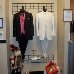 Celebrity Tuxedos - Windward Mall location's tuxedo styles