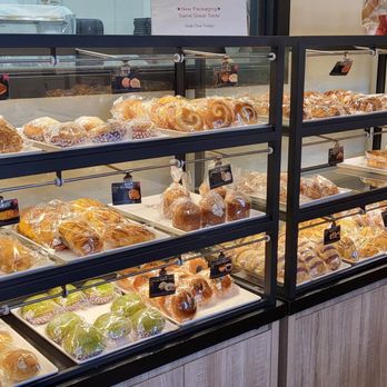 85°C Bakery Cafe-Ala Moana - Some of the bakery items that they sell here. - Bakeries Near Me - Honolulu, Hawaii 85°C Bakery Cafe-Ala Moana - Some of the bakery items that they sell here. - Bakeries Near Me - Honolulu, Hawaii
