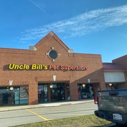 Uncle Bill's Pet Centers Fort Wayne - Frontage