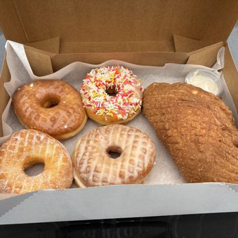Oliboli Donuts - Donuts Near Me - Tustin, California Oliboli Donuts - Donuts Near Me - Tustin, California