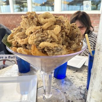 Paradise Cove Beach Cafe - Crispy Calamari - American Near Me - Malibu, California Paradise Cove Beach Cafe - Crispy Calamari - American Near Me - Malibu, California