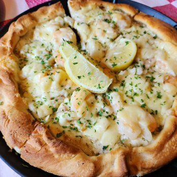 Willington Pizza House - Small seafood Pizza - Pizza Near Me - Willington, Connecticut Willington Pizza House - Small seafood Pizza - Pizza Near Me - Willington, Connecticut