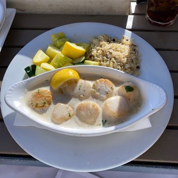 Dorn's Original Breakers Cafe - Sautéed Scallops Rice Pilaf - Seafood Near Me - Morro Bay, California Dorn's Original Breakers Cafe - Sautéed Scallops Rice Pilaf - Seafood Near Me - Morro Bay, California