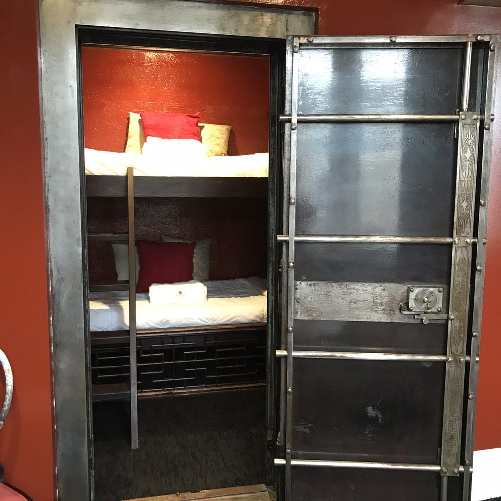 The O'Neil - Bunk beds in a vault. - Hotels Near Me - Kinston, North Carolina The O'Neil - Bunk beds in a vault. - Hotels Near Me - Kinston, North Carolina