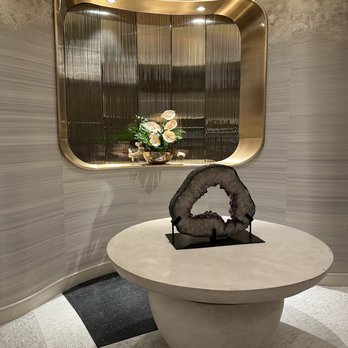 Awana Spa - Waiting area - Skin Care Near Me - Las Vegas, Nevada