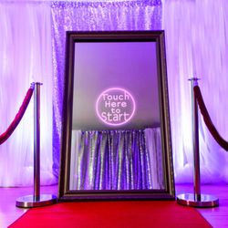 Ish and Ash Productions - Mirror Photo Booth