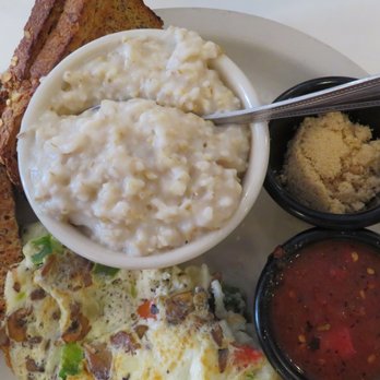Luckys Cafe - Trainer's Choice - American Near Me - Dallas, Texas Luckys Cafe - Trainer's Choice - American Near Me - Dallas, Texas