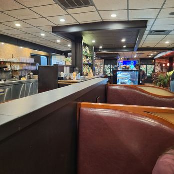 Chillers Grill - Inside - Breakfast & Brunch Near Me - Fort Lee, New Jersey Chillers Grill - Inside - Breakfast & Brunch Near Me - Fort Lee, New Jersey