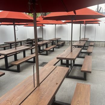 Lazy Lobster - Seating - Seafood Near Me - East Rockaway, New York