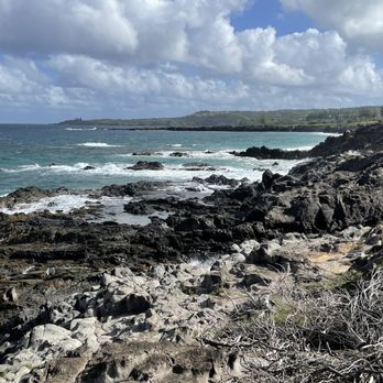 Kapalua Coastal Trail - Hiking Near Me - Lahaina, Hawaii